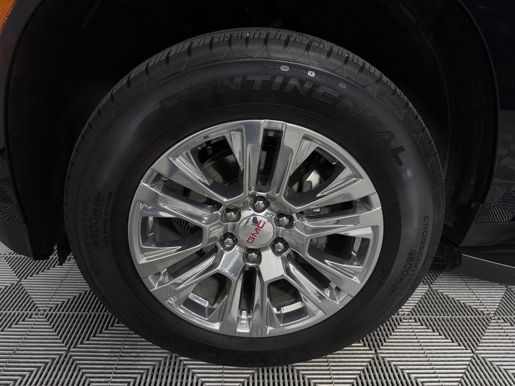 Used 2025 Onyx Black GMC Denali image 10