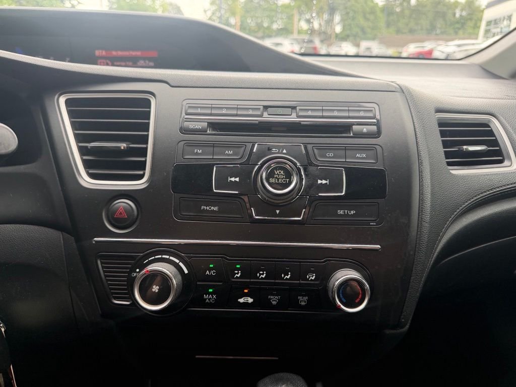 Used 2014 Black Honda LX image 17