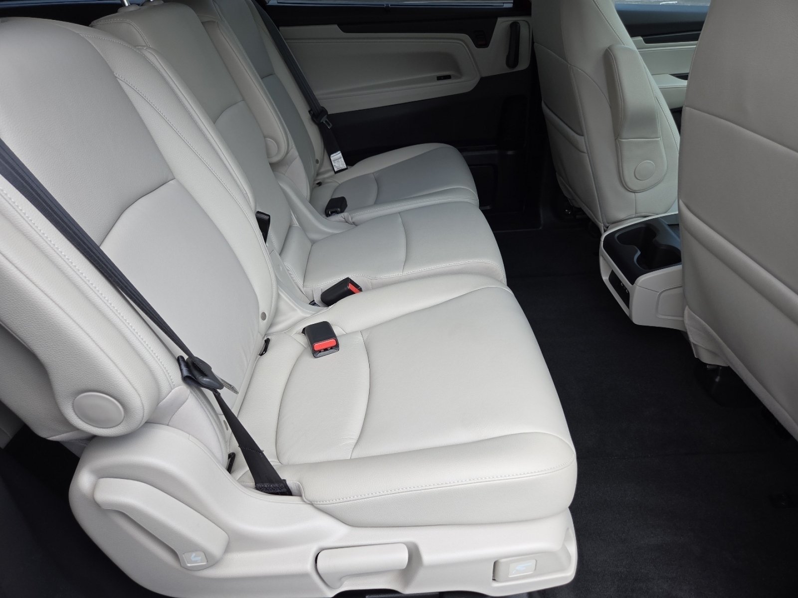 2026 Honda Odyssey EX-L - Photo 28
