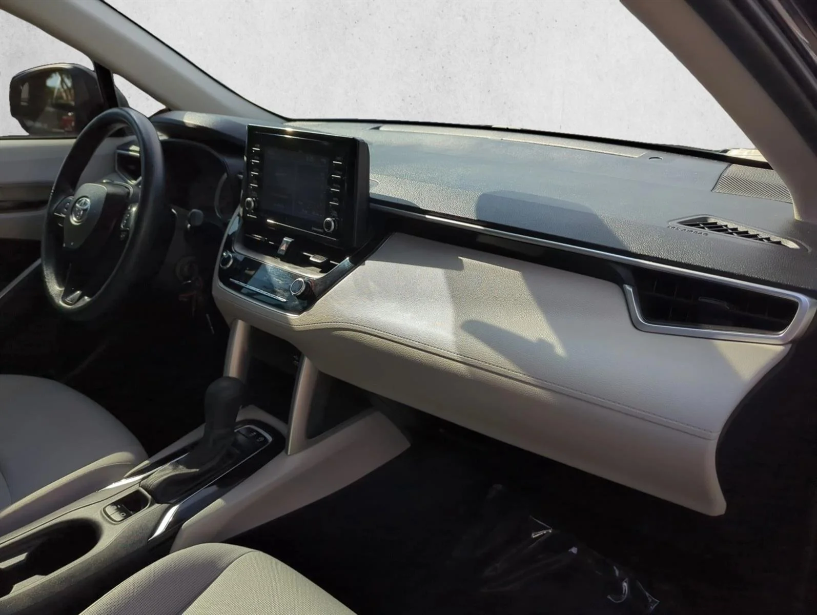 Used 2022 Jet Black Toyota L image 30