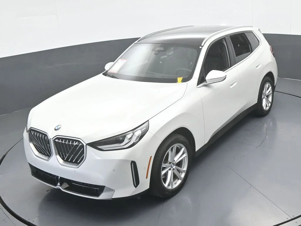 2025 BMW X3 30 - Photo 54
