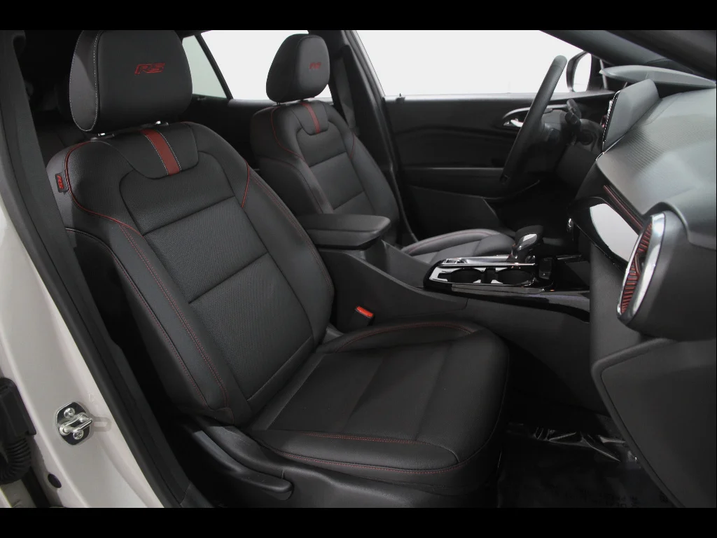 2026 Chevrolet Trax RS - Photo 15