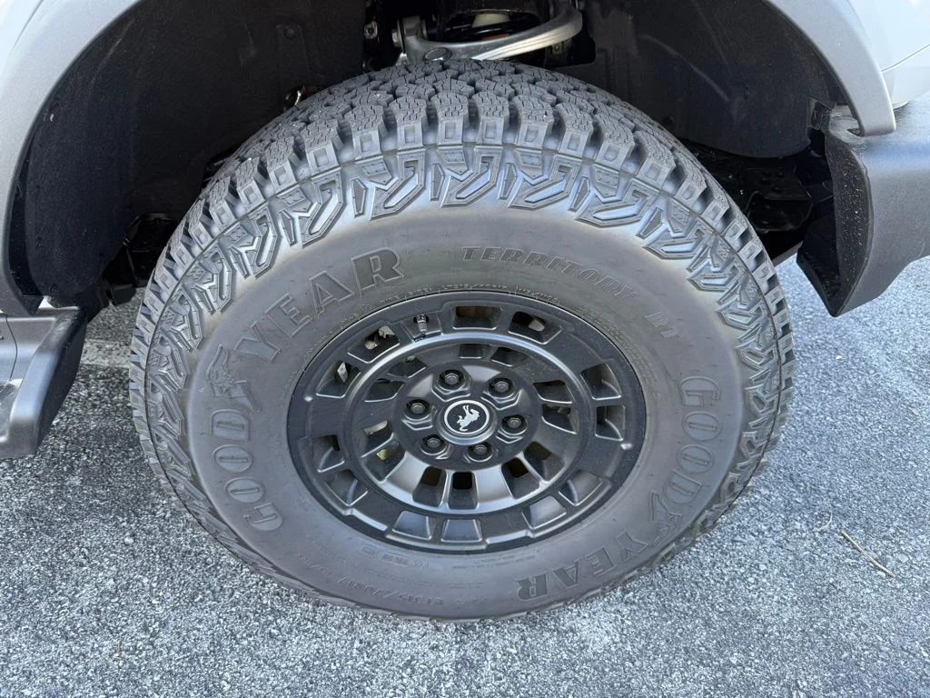 New 2026 Avalanche Gray Ford Big Bend image 9