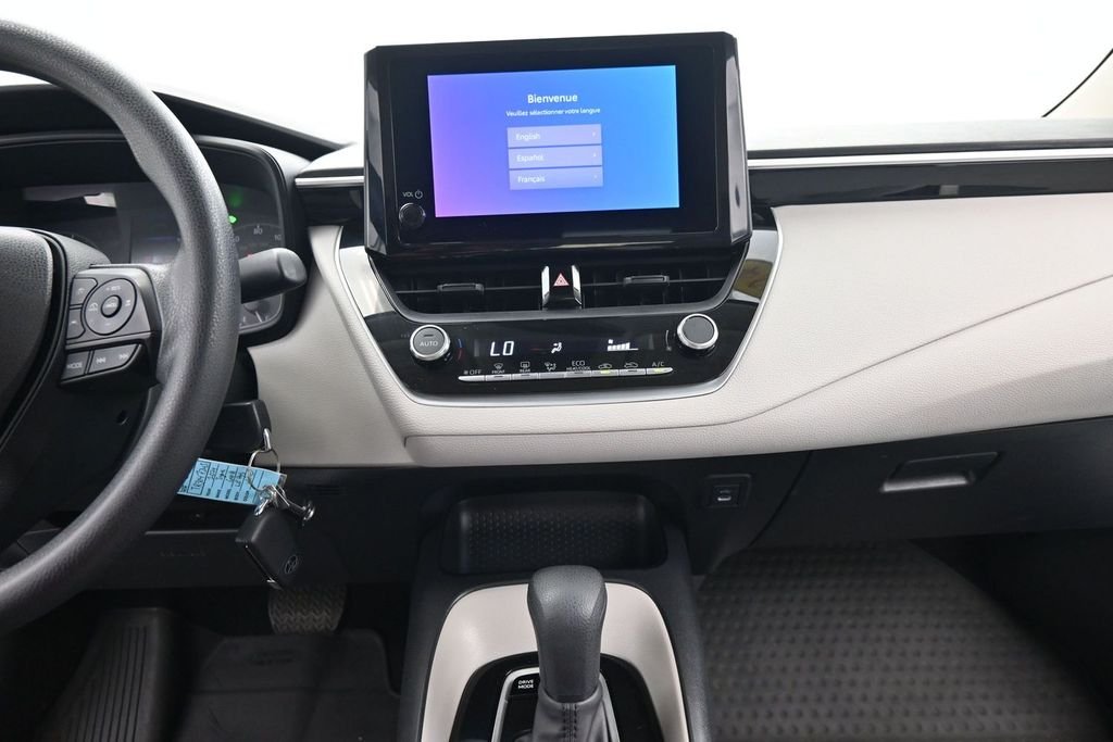 Used 2024 White Toyota LE image 22