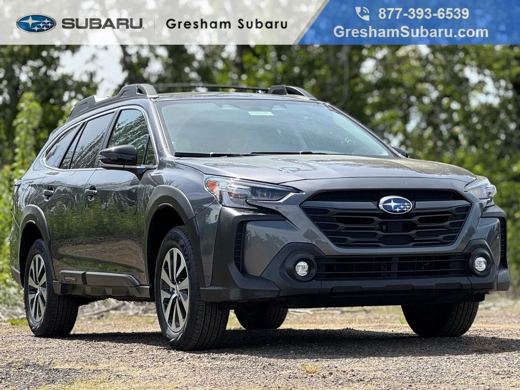 2025 Subaru Outback Premium's photo