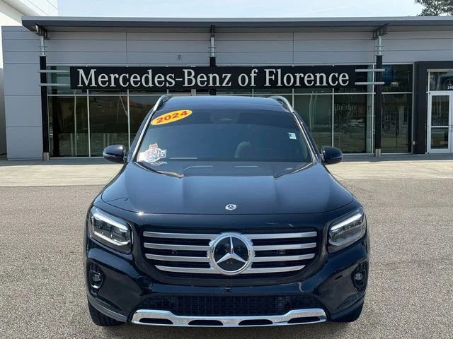 Used 2024 White Mercedes-Benz GLC 300 image 2