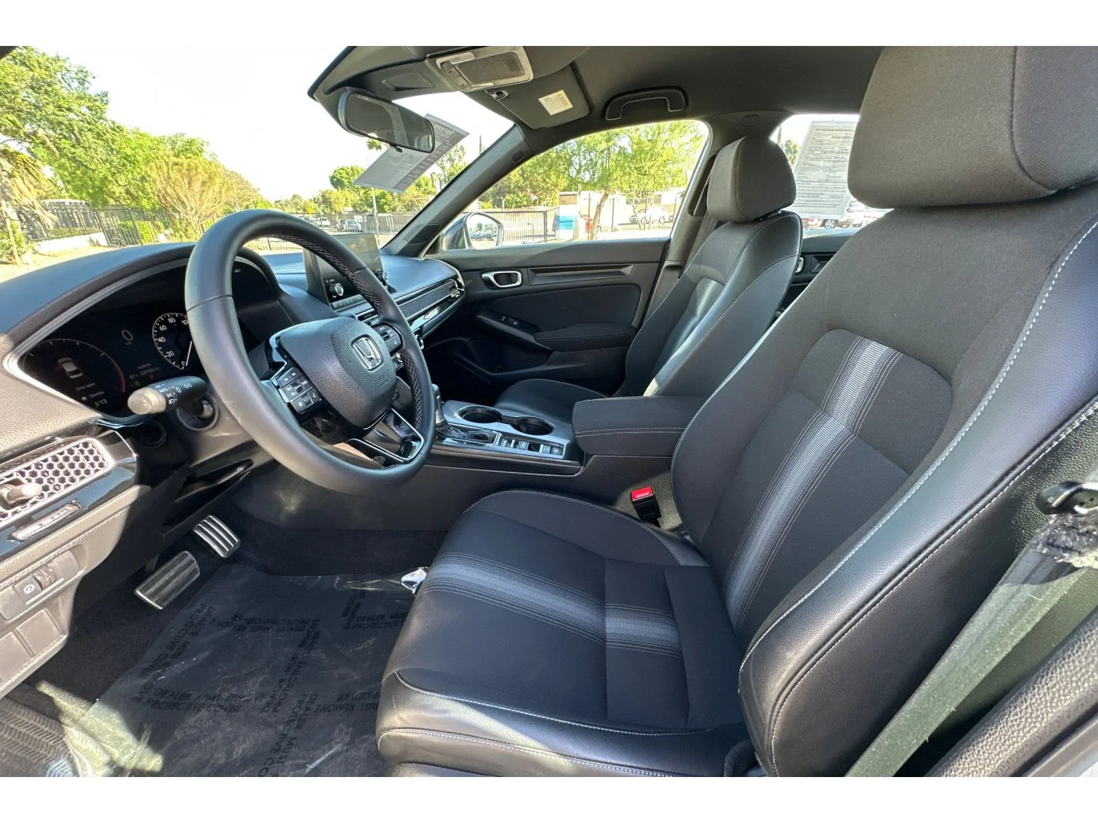 Used 2025 Platinum White Pearl Honda Sport image 8
