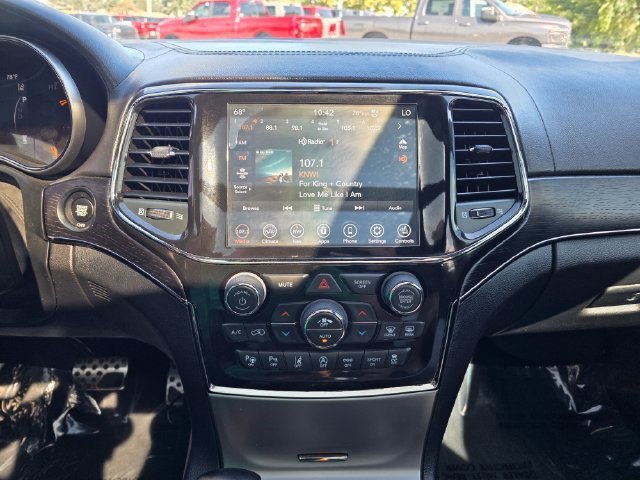 Certified Used 2021 Diamond Black Crystal Pearlcoat Jeep High Altitude image 25