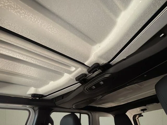 2025 Jeep Wrangler 4-Door Sahara - Photo 39