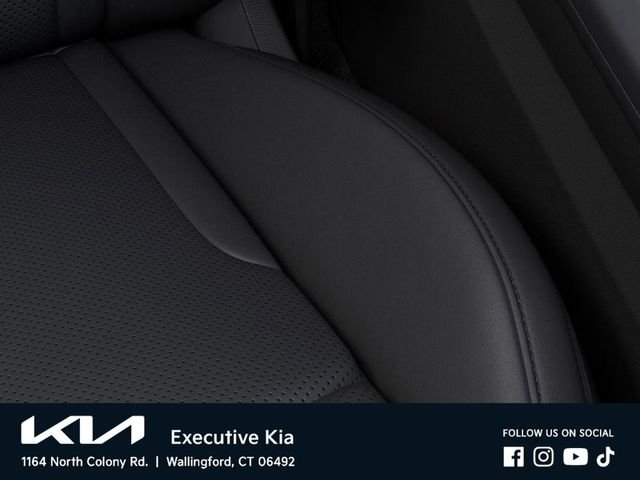 2025 Kia K5 EX - Photo 24