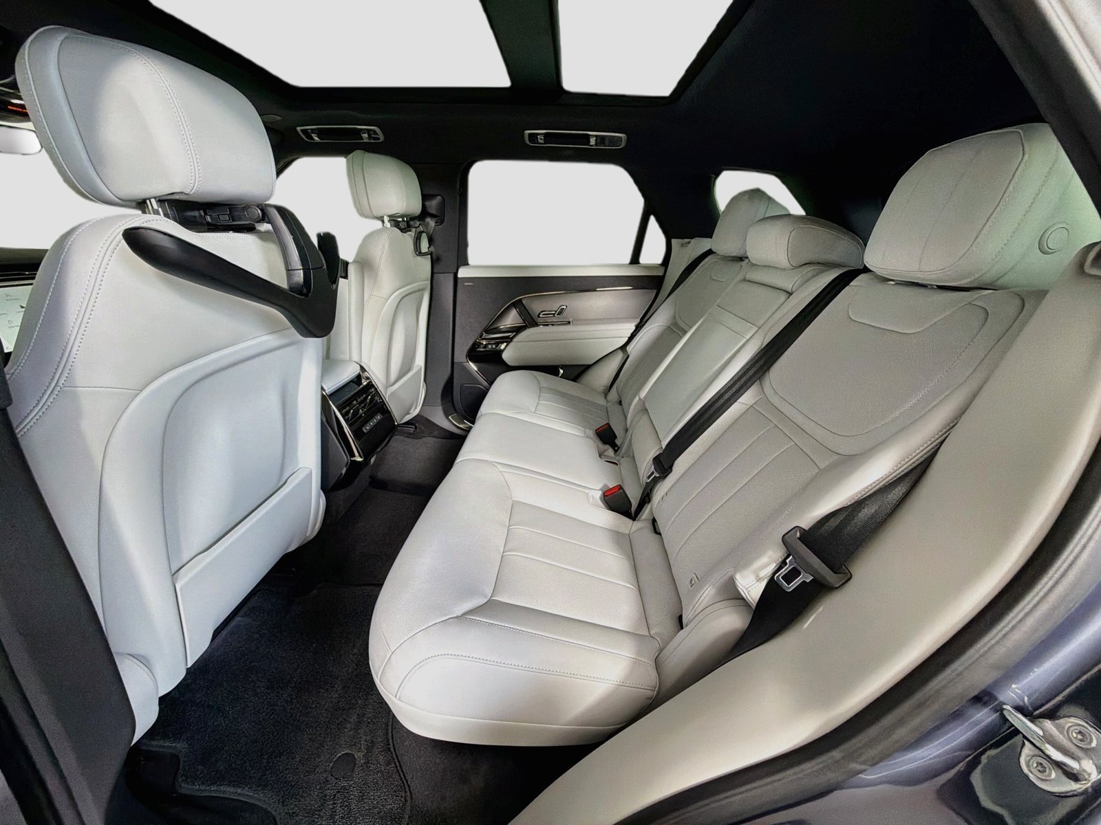 New 2026 Varesine Blue LAND ROVER SE image 27