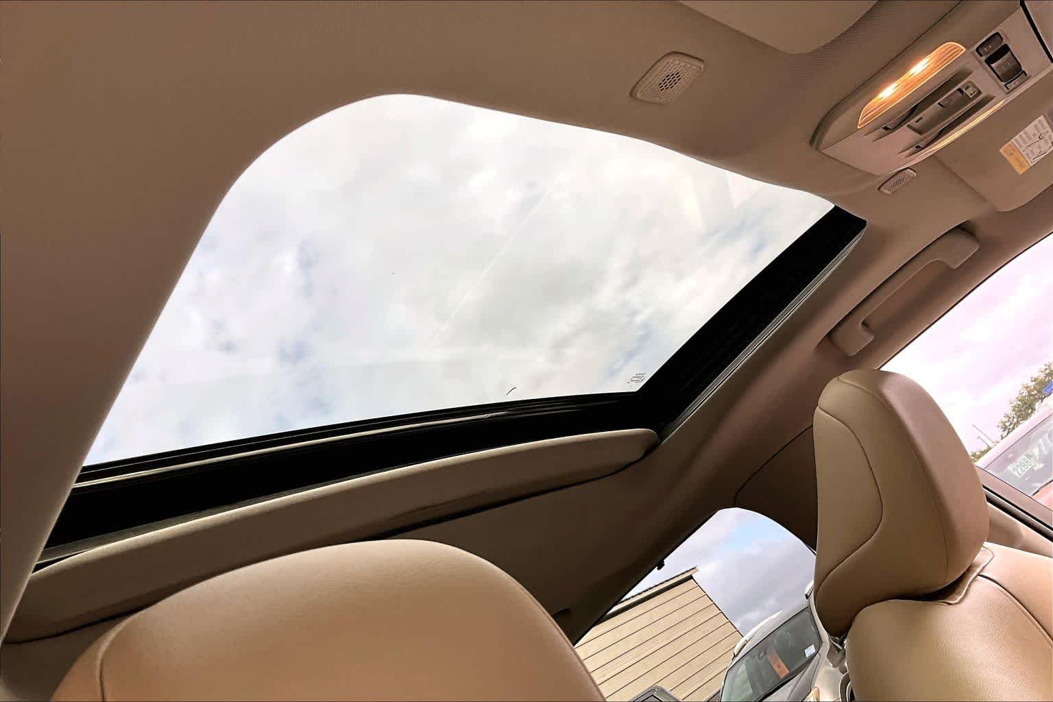 Used 2024 Ruby Flare Pearl Toyota XLE image 14