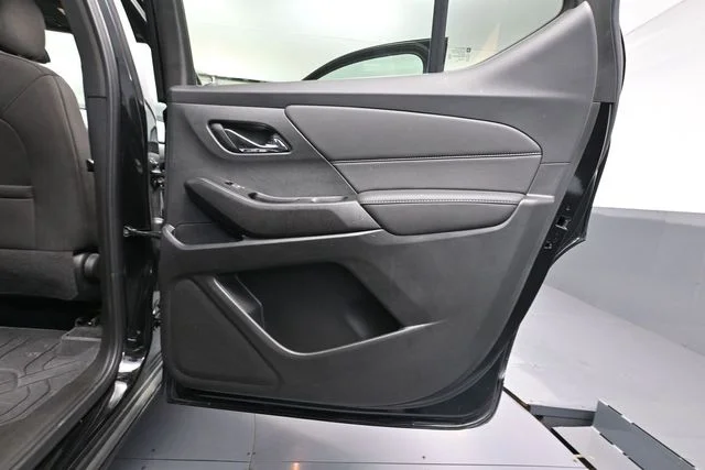 Used 2023 Black Chevrolet LT image 43