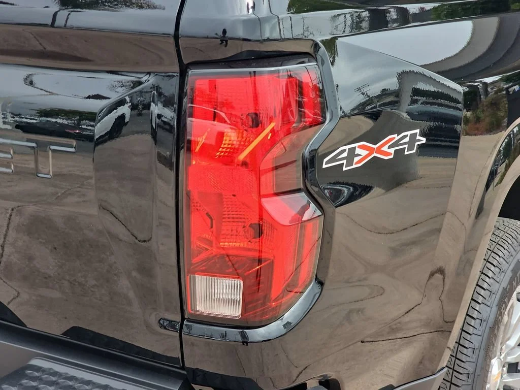 2026 Chevrolet Colorado LT - Photo 40