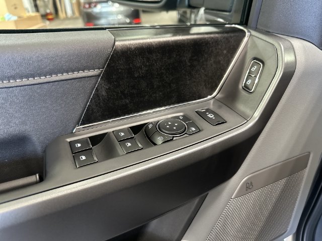 New 2027 Silver Ford XLT image 19