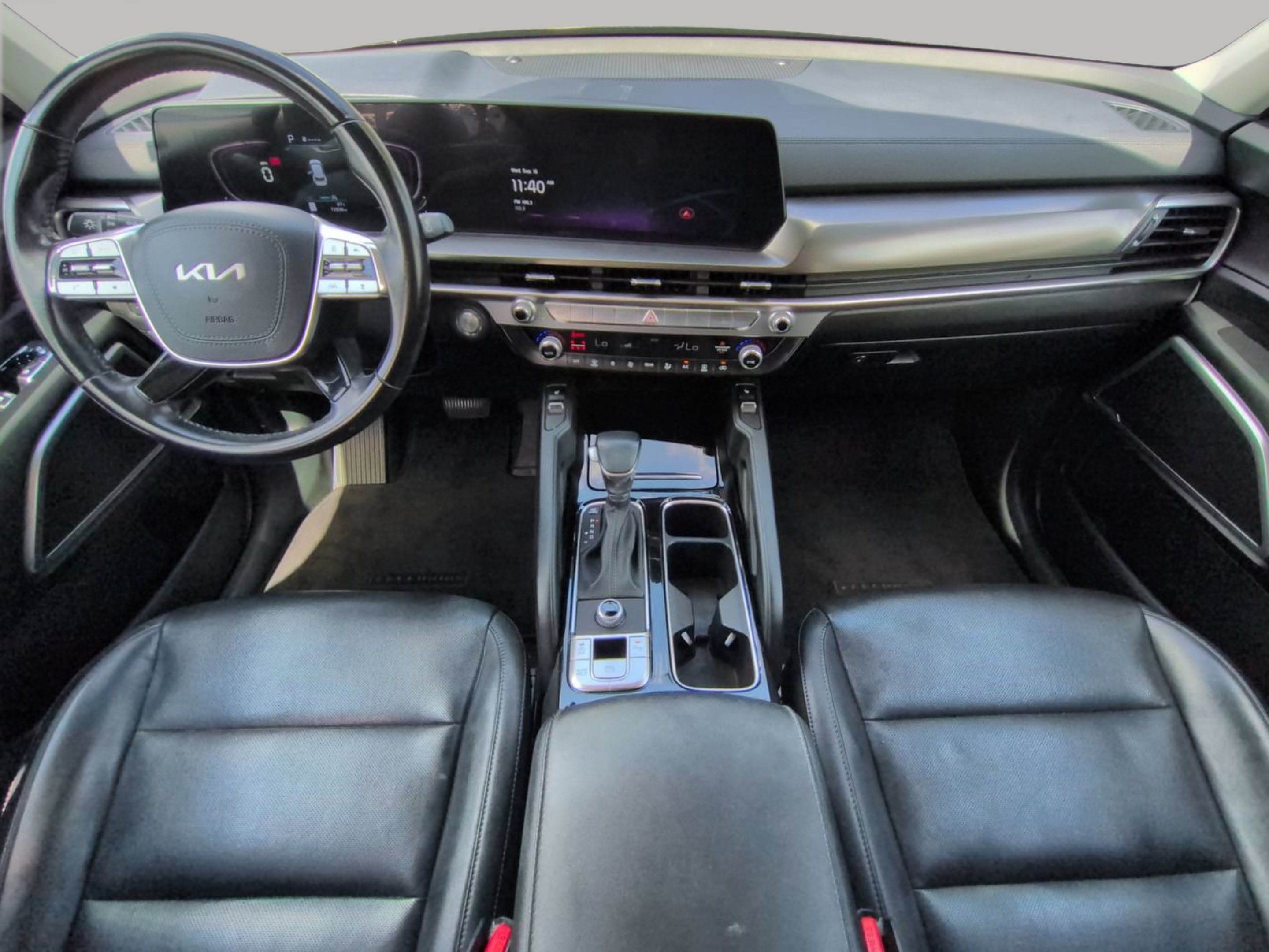 Used 2023 Gravity Gray Kia S image 4