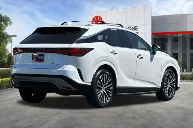 Used 2024 White Lexus 350 Premium Plus image 4