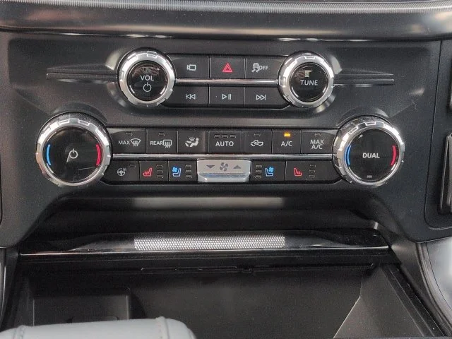 New 2026 Avalanche Ford Lariat® image 23