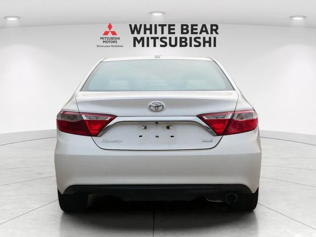 Used 2015 Blizzard Pearl Toyota XLE image 5