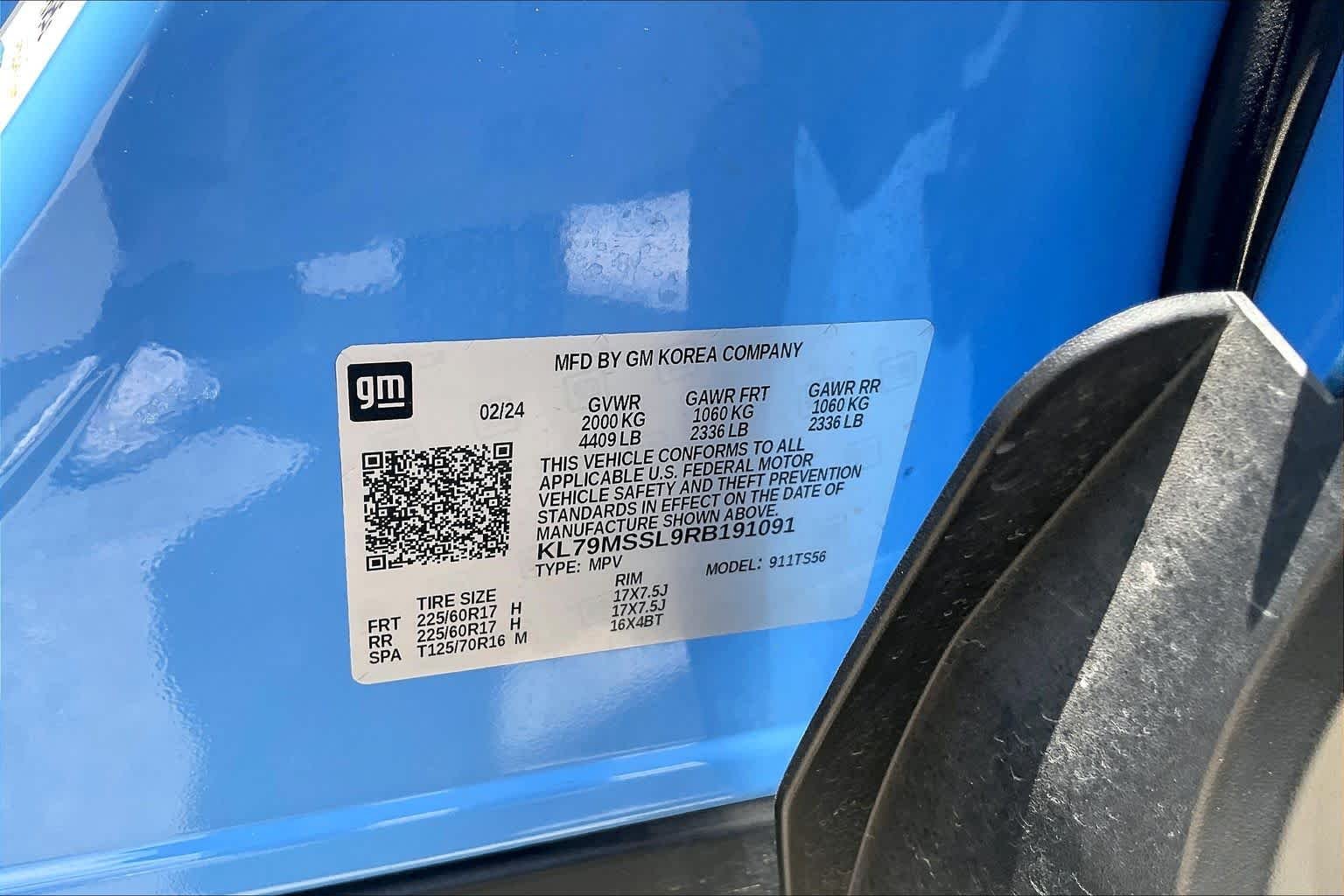 Used 2024 Fountain Blue Chevrolet ACTIV image 35