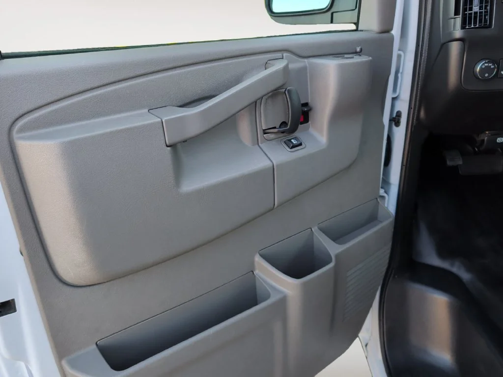 Certified Used 2025 Summit White GMC Work Van image 14