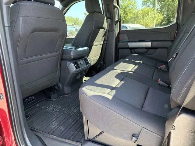Used 2025 Red Ford XLT image 17