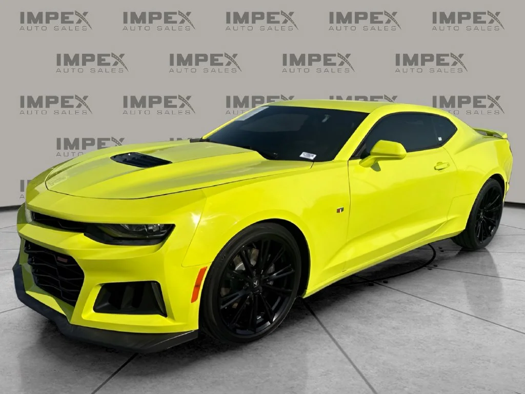 Used 2021 Green Chevrolet SS image 1