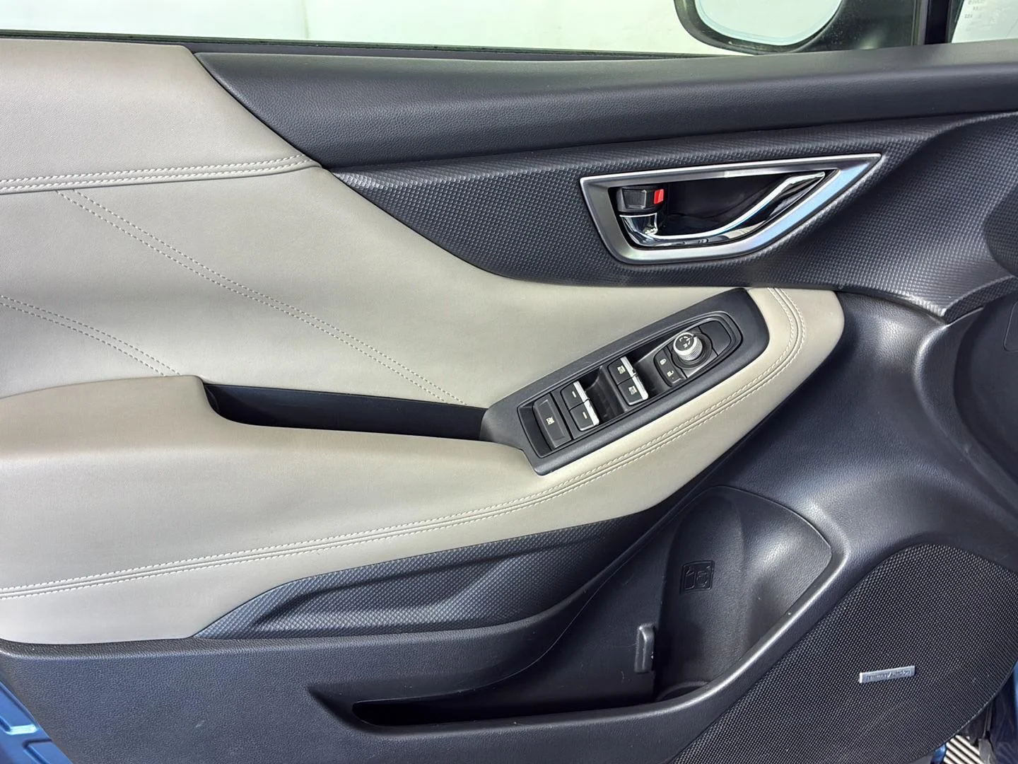 Used 2019 Horizon Blue Pearl Subaru Limited image 25