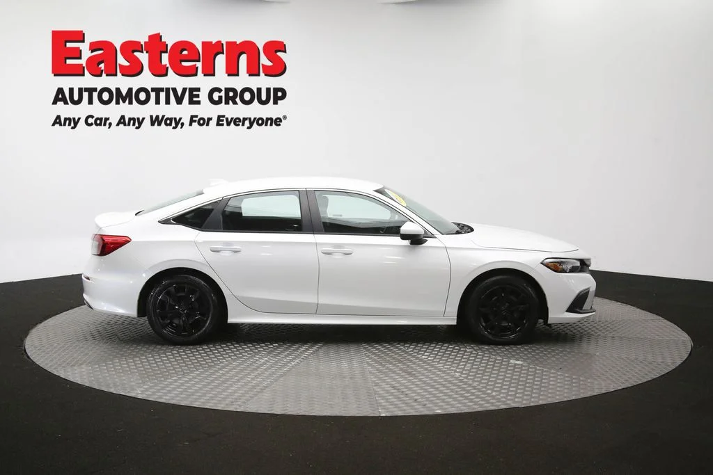 Used 2024 White Honda LX image 43