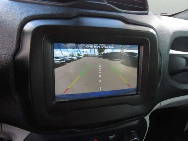 Used 2020 Blue Clearcoat Jeep Latitude image 19