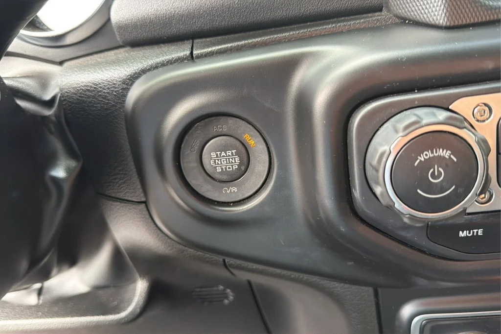 Used 2022 Black Jeep Unlimited Sahara 4x4 image 26