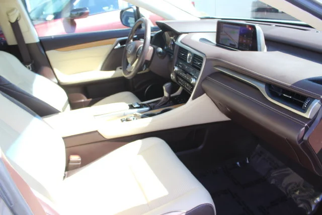 Used 2019 Silver Lexus 350L image 37