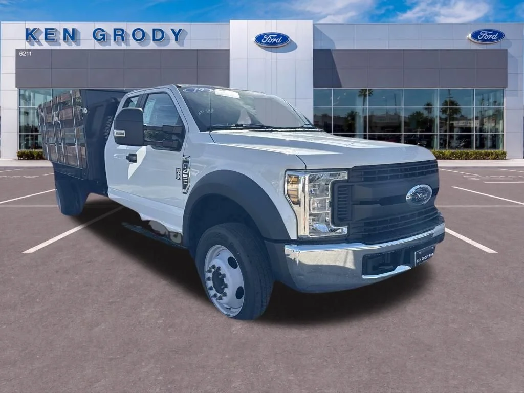 2019 Ford F-450 Super Duty Chassis Cab