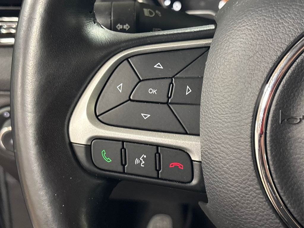 Used 2020 Black Jeep Latitude image 26