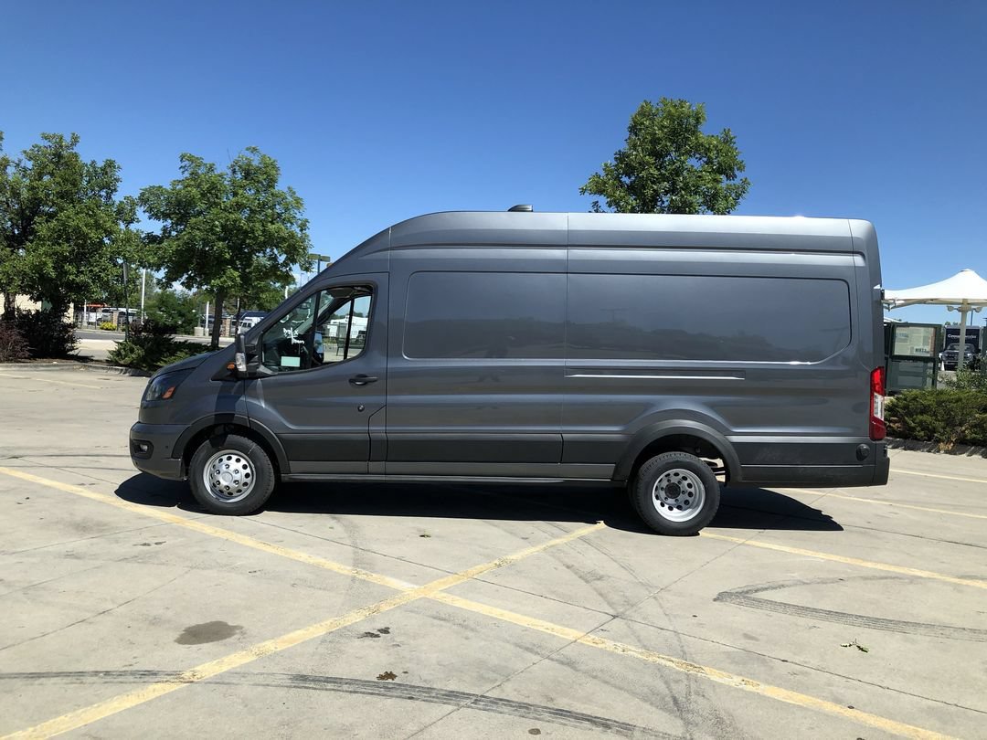 New 2026 Carbonized Gray Metallic Ford  image 10