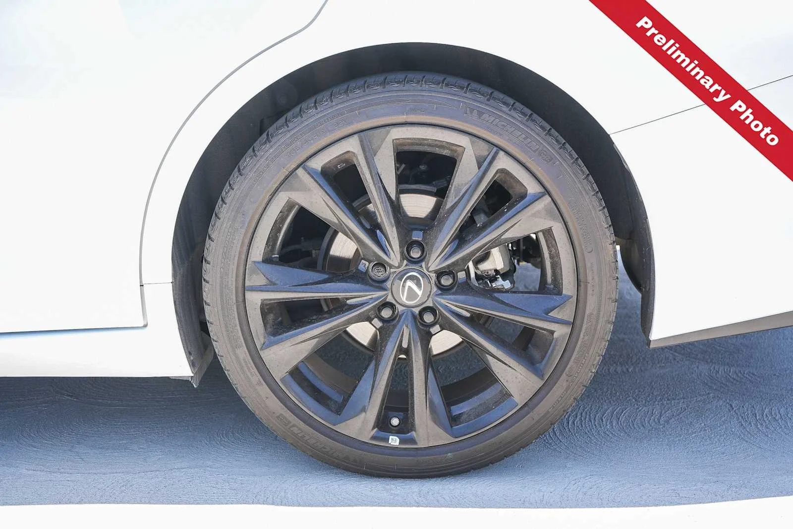 Used 2022 Ultra White Lexus F SPORT image 11