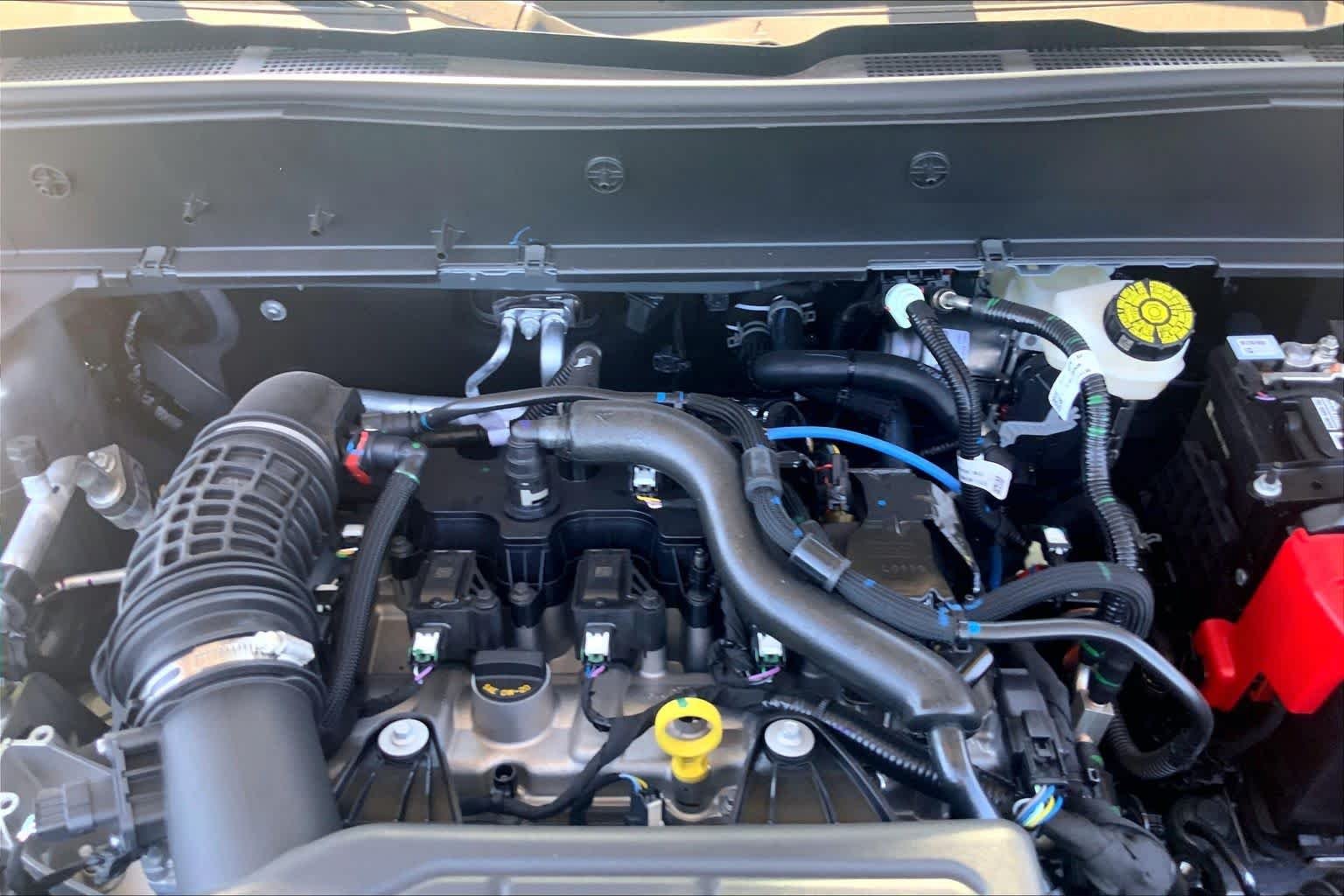 New 2026 Carbonized Gray Metallic Ford Outer Banks® image 16