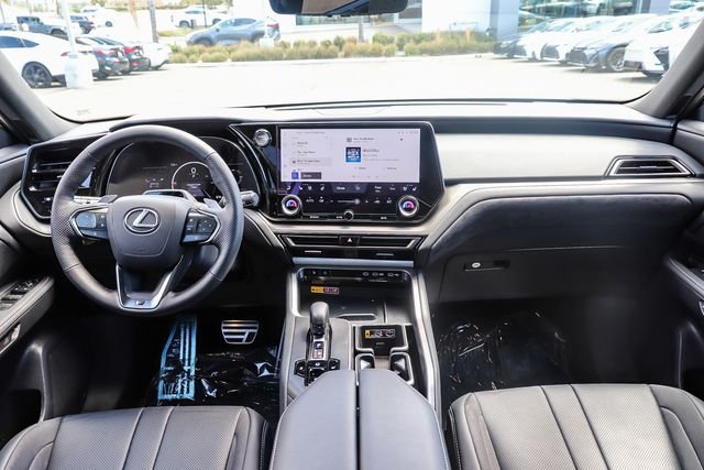 New 2026 Wind Chill Pearl Lexus TX 500h F SPORT PERFORMANCE LUXURY AWD image 16