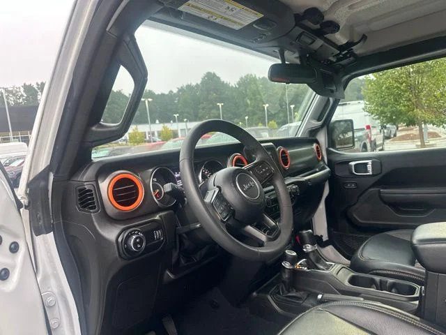 Used 2023 White Jeep Sport S image 12