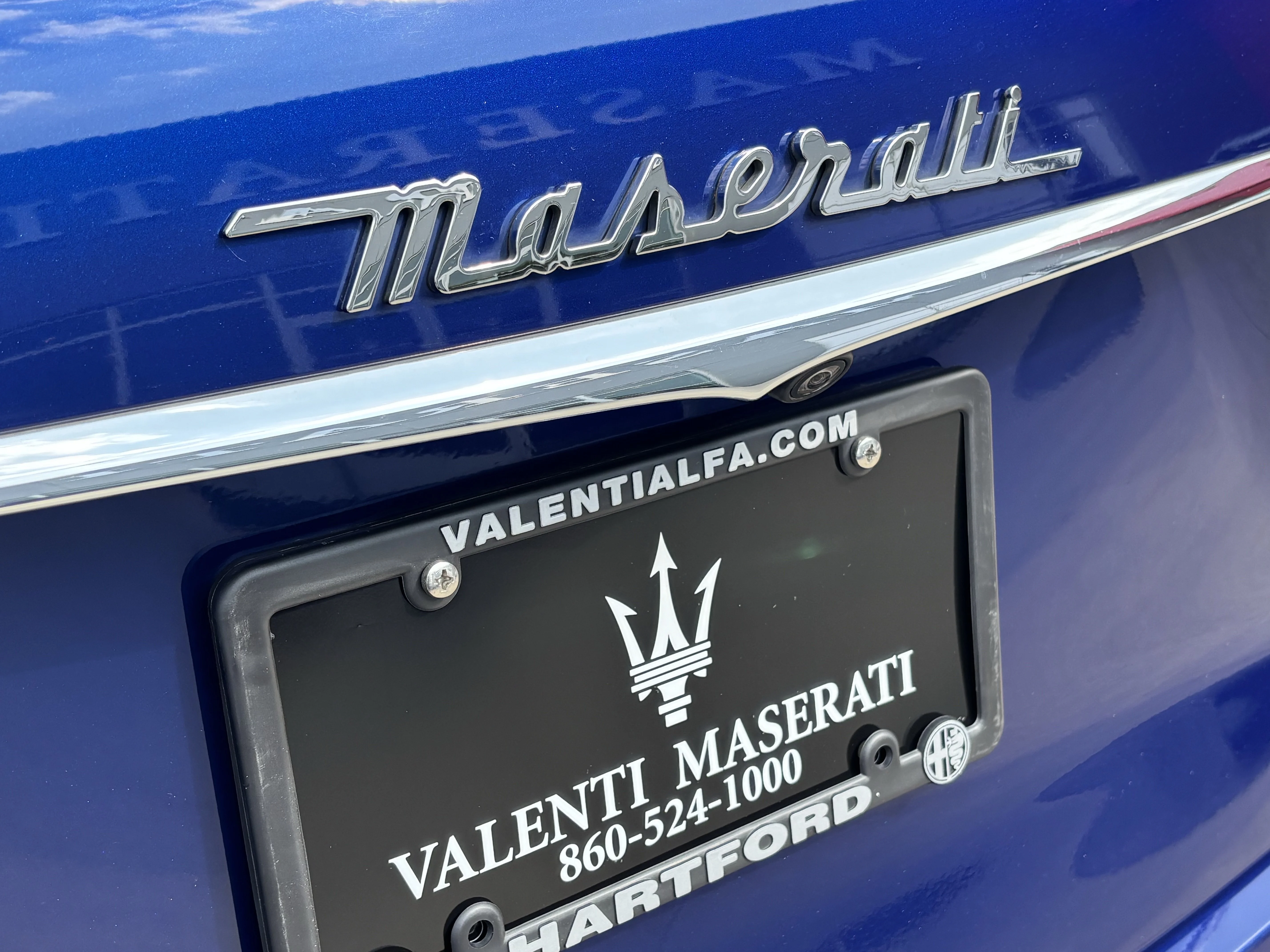 Used 2021 Blu Emozione Metallic Maserati S image 13