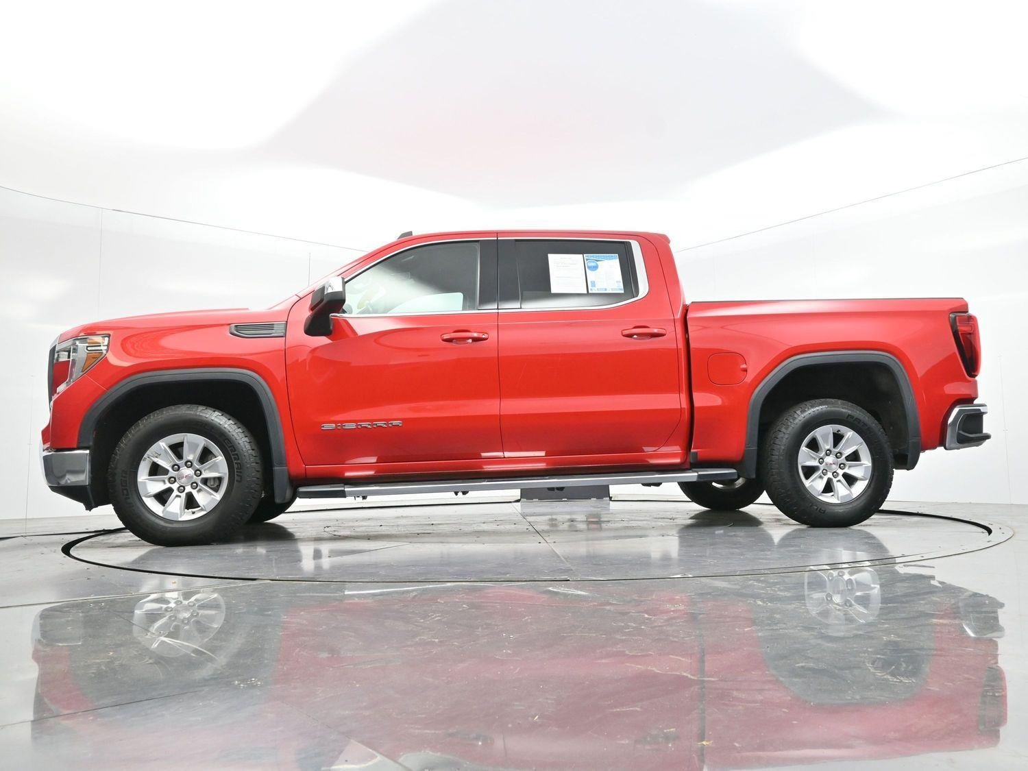 Used 2022 Cardinal Red GMC SLE image 45