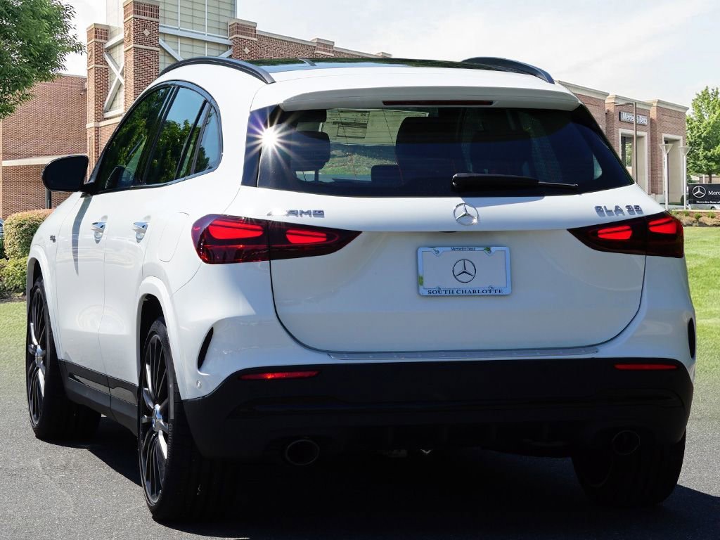 New 2026 Polar White Mercedes-Benz GLA 35 AMG® image 28
