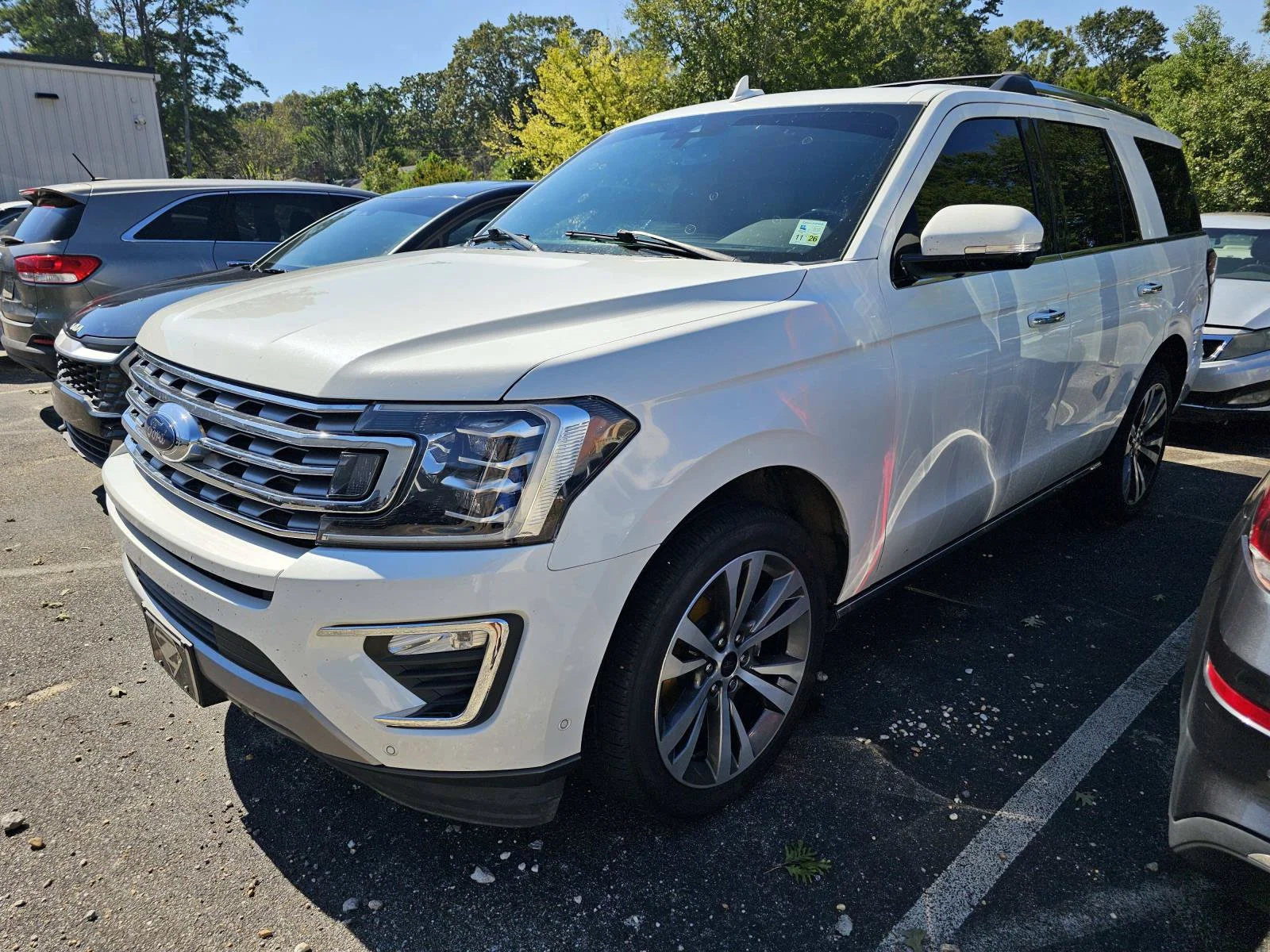 Used 2020 White Ford Limited image 9