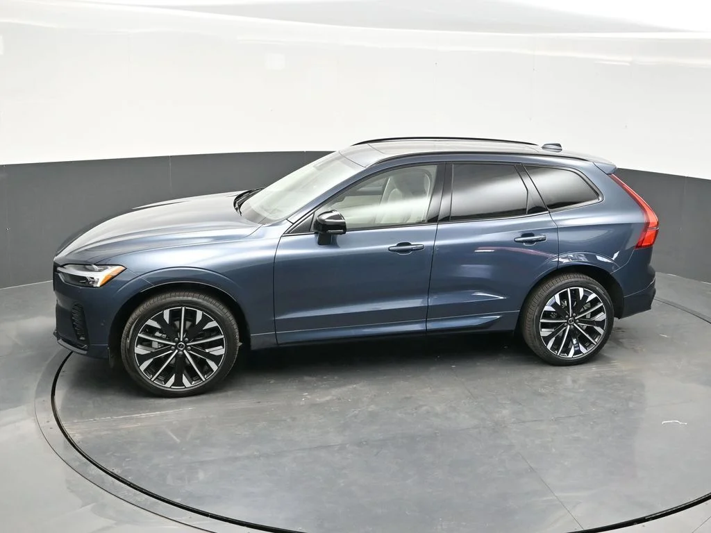 New 2026 Denim Blue Volvo Ultra image 30