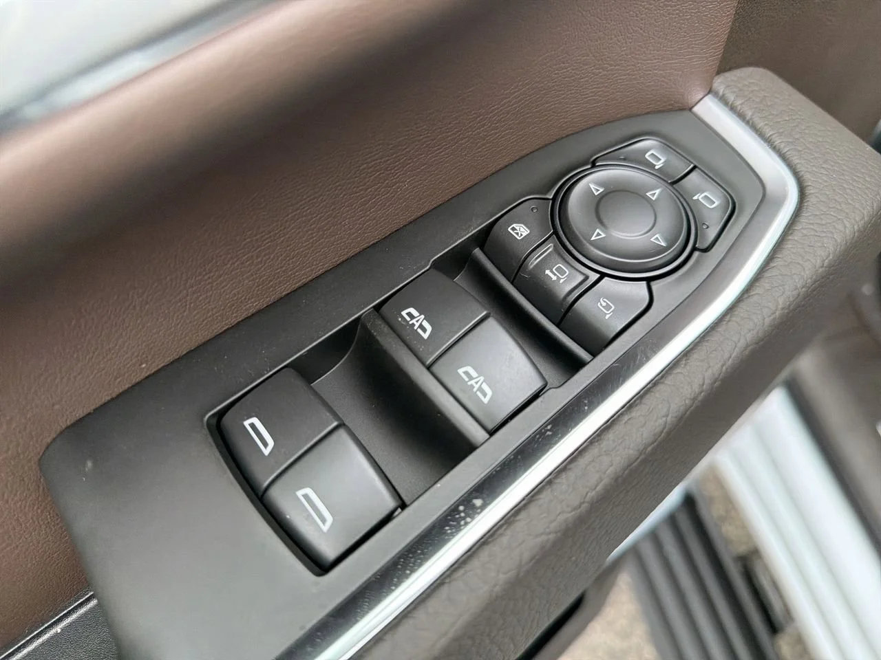 New 2026 Glacier White Tricoat GMC Denali DRW image 20