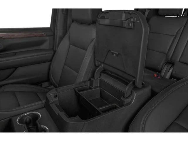 Used 2024 Gray Chevrolet Z71 image 31