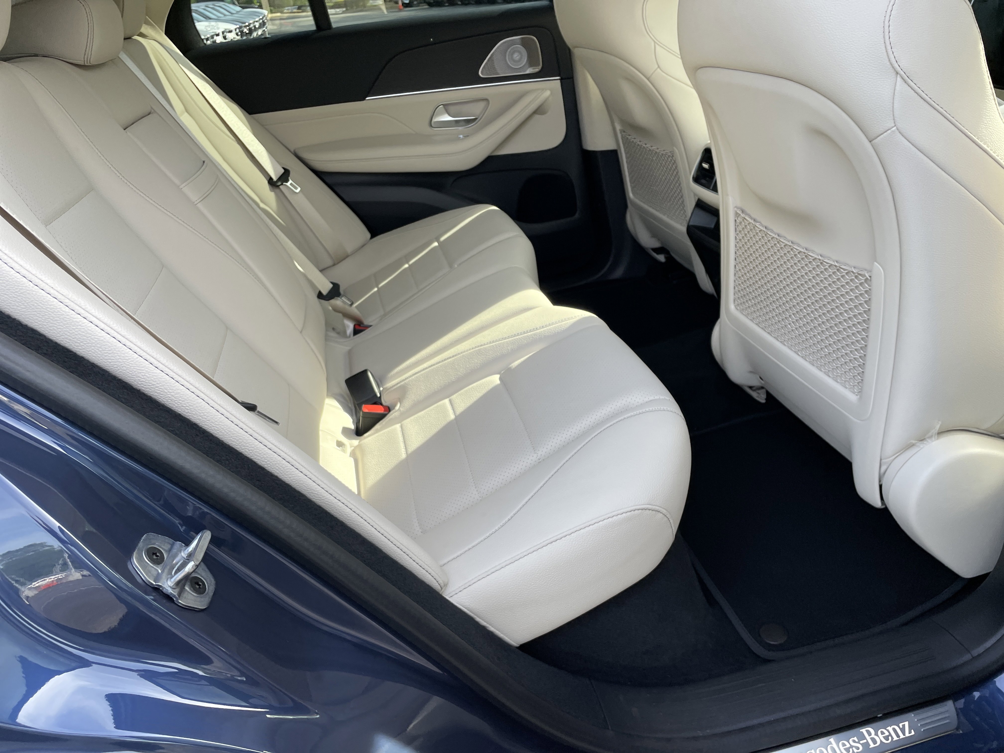 New 2026 Twilight Blue Metallic Mercedes-Benz GLE 350 4MATIC® SUV image 39