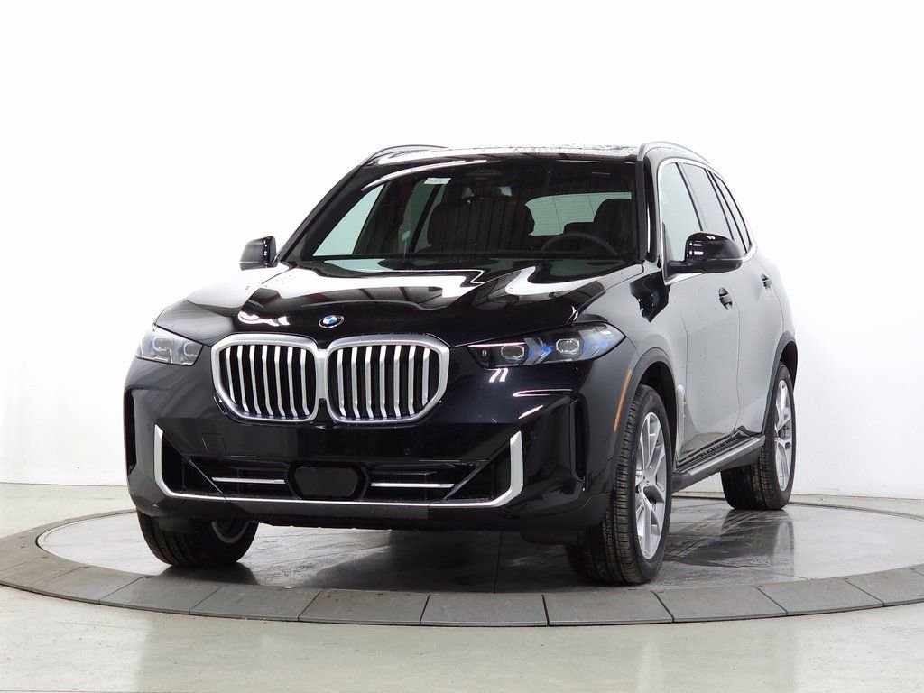 Used 2026 Black Sapphire Metallic BMW xDrive40i image 3