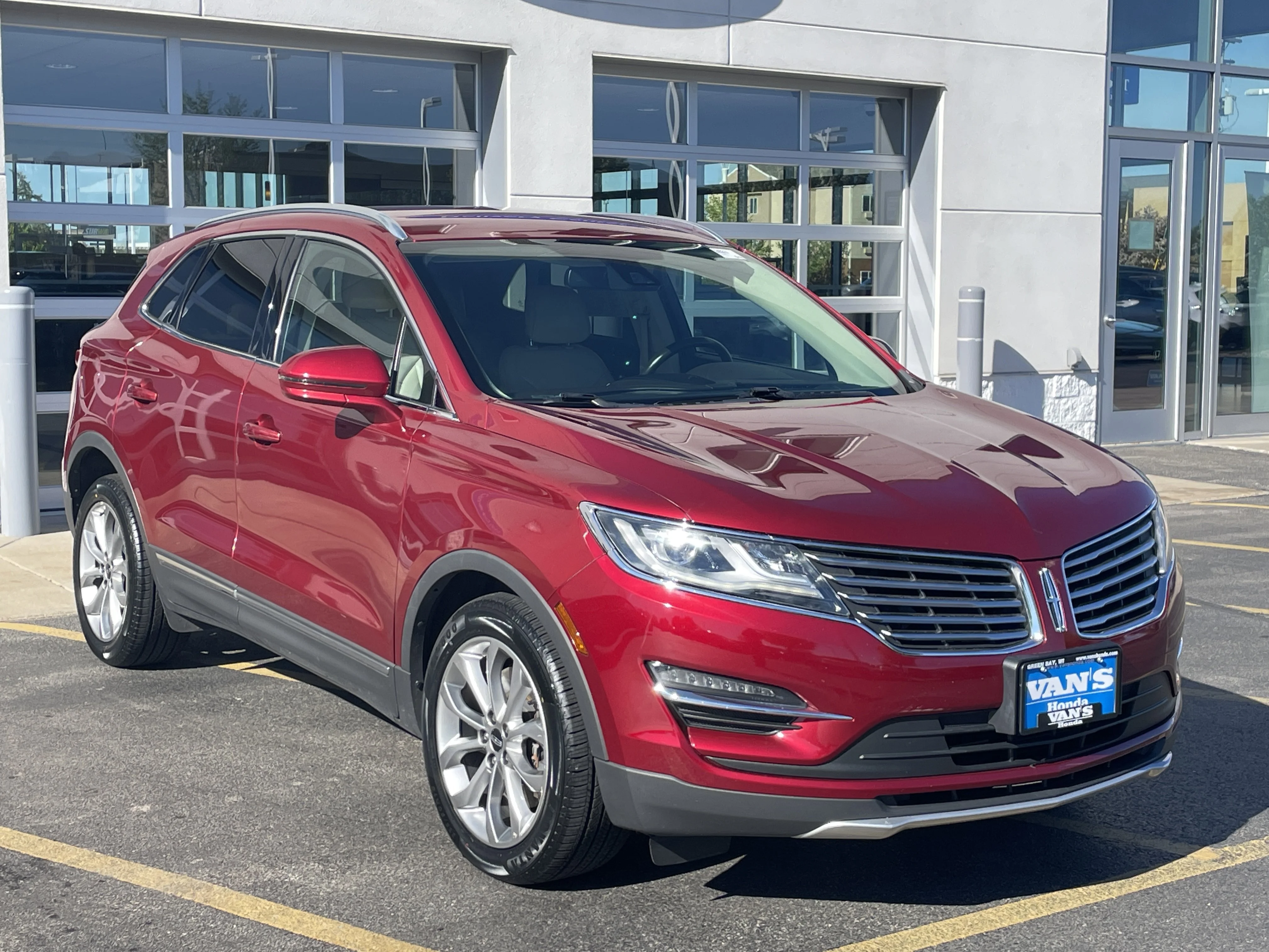 2017 Lincoln MKC Select FWD's photo