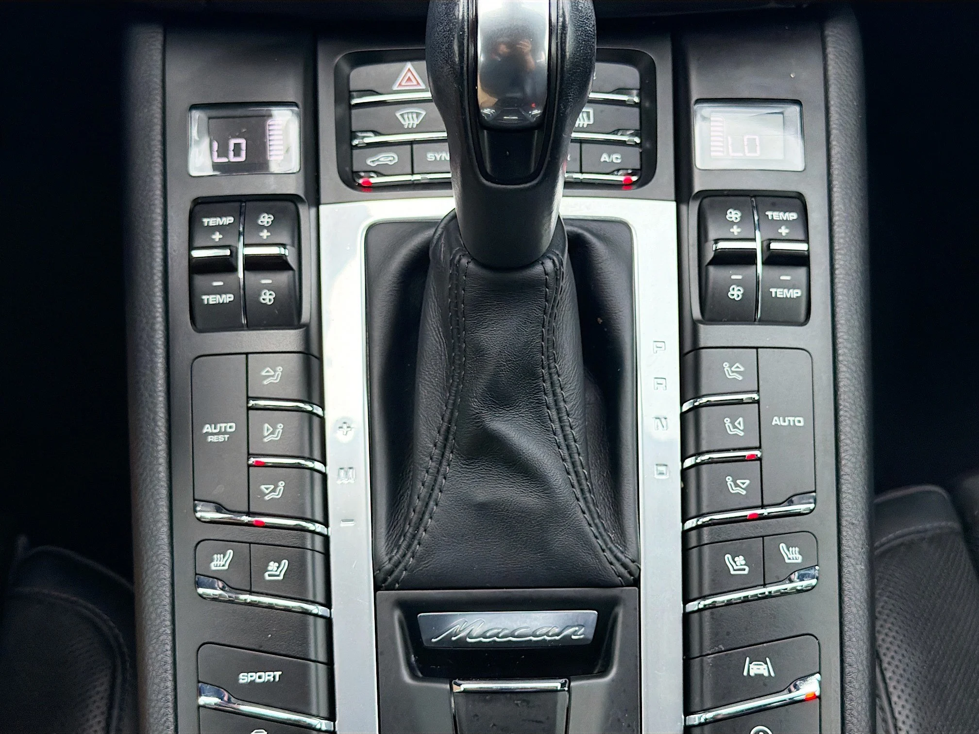 Used 2019 Jet Black Metallic Porsche Base image 34